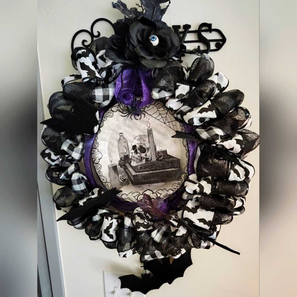 Halloween wired ribbon wreath